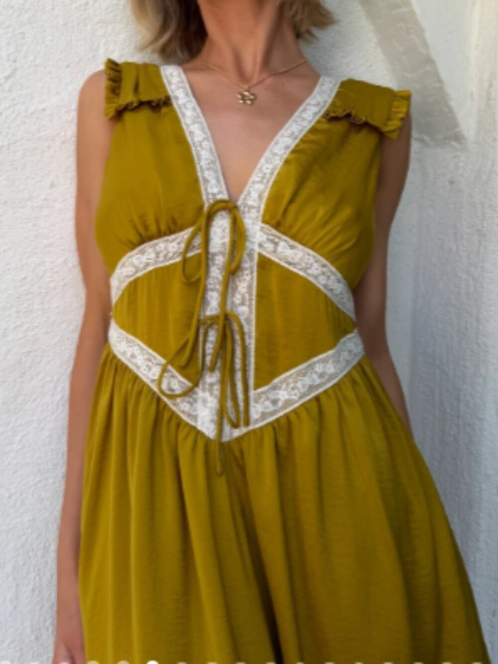 Dorothy Dress - LEAFBUD - Lisa Says Gah - Picture 4 of 6
